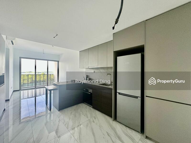 Prop-GPT: Condominium: D18 Pasir Ris Pasir Ris 8
