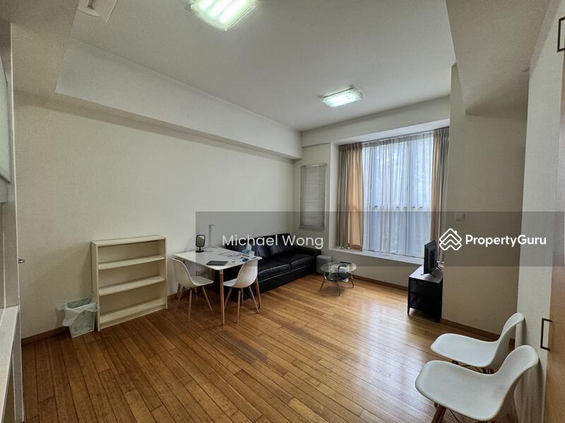 Prop-GPT: Condominium: D09  The Metz