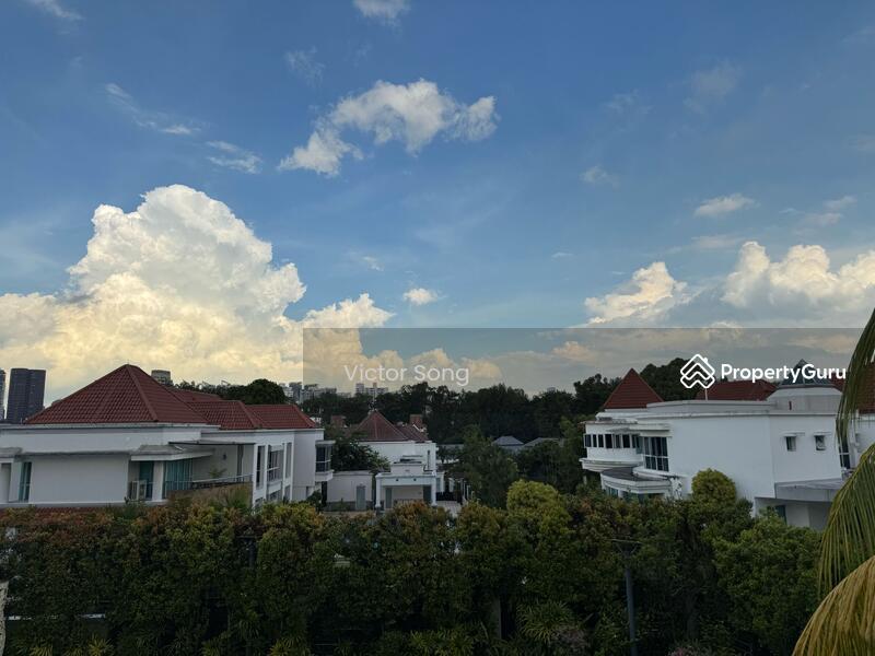 Prop-GPT: Bungalow - Good Class: D10  GCB @ D10 For Rent
