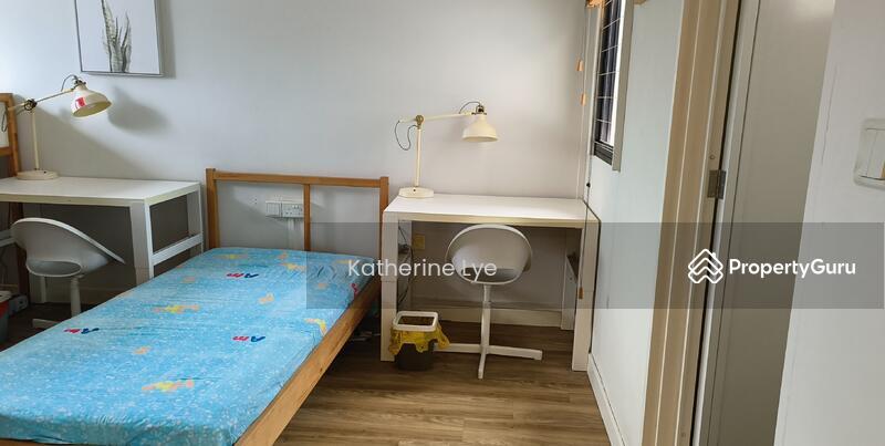 HDB Flat for Rent, 208B Clementi Avenue 6, SGD 1,800 | 99-year lease