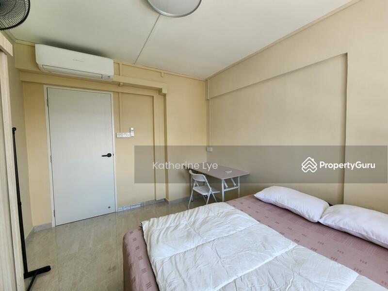HDB Flat for Rent, 269 Toh Guan Road, SGD 1,000 | 99-year lease