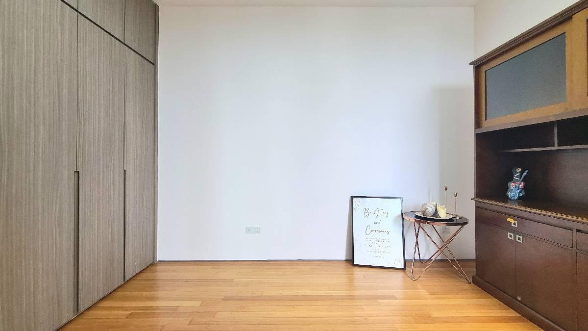 Condominium for Rent: D08, 208749