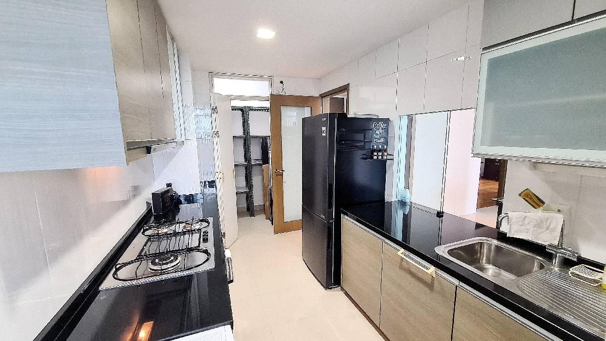 Condominium for Rent: D08, 208749