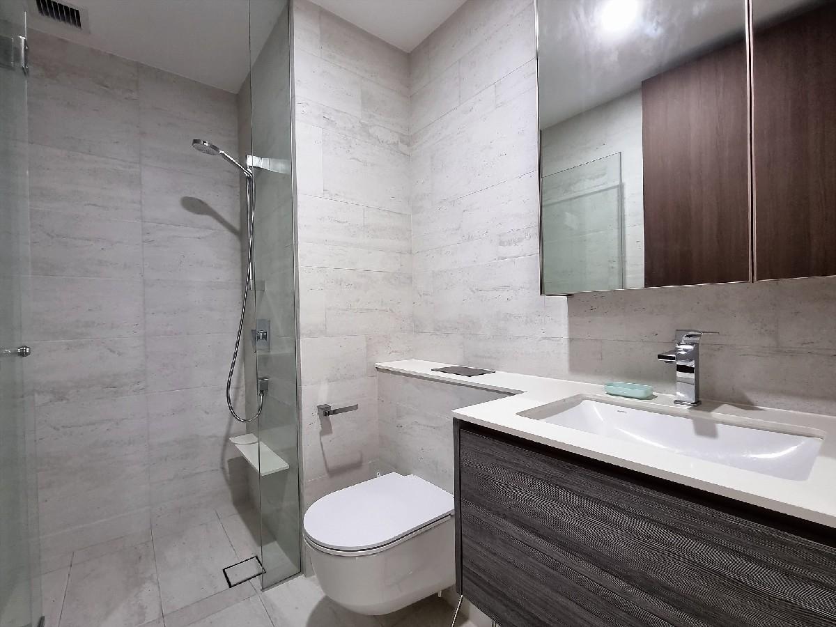 Condominium for Rent, Royalgreen Condominium For Rent, $6,850, 3 Bed 3 Bath 1,044 sqft $6.56 psf, SGD 6,850 | Freehold