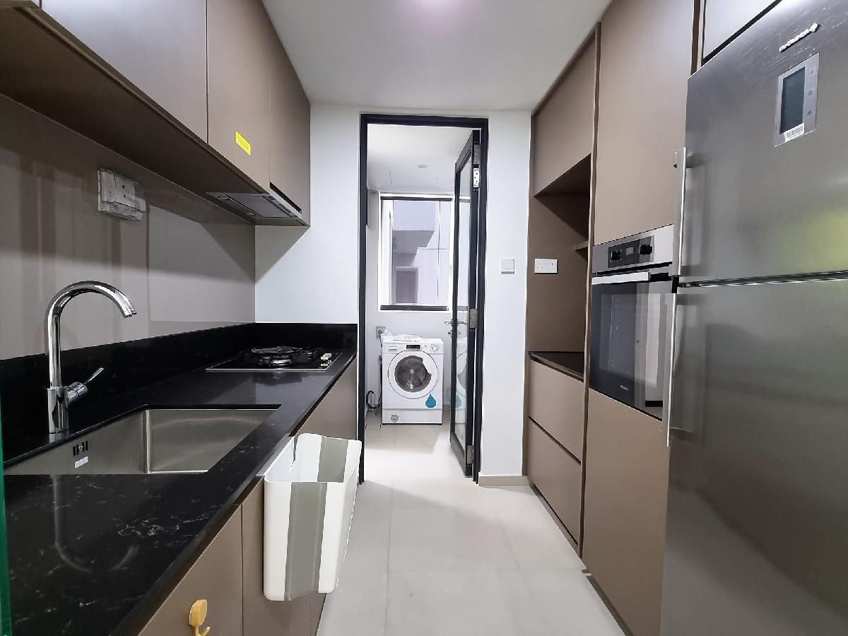 Condominium for Rent, Royalgreen Condominium For Rent, $6,850, 3 Bed 3 Bath 1,044 sqft $6.56 psf, SGD 6,850 | Freehold