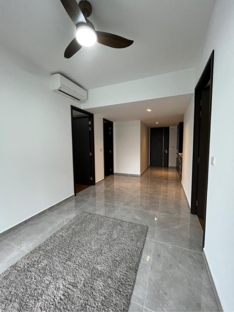 Condominium for Rent, Mayfair Gardens Condominium For Rent, $4,500, 2 Bed 2 Bath 753 sqft $5.98 psf, SGD 4,500