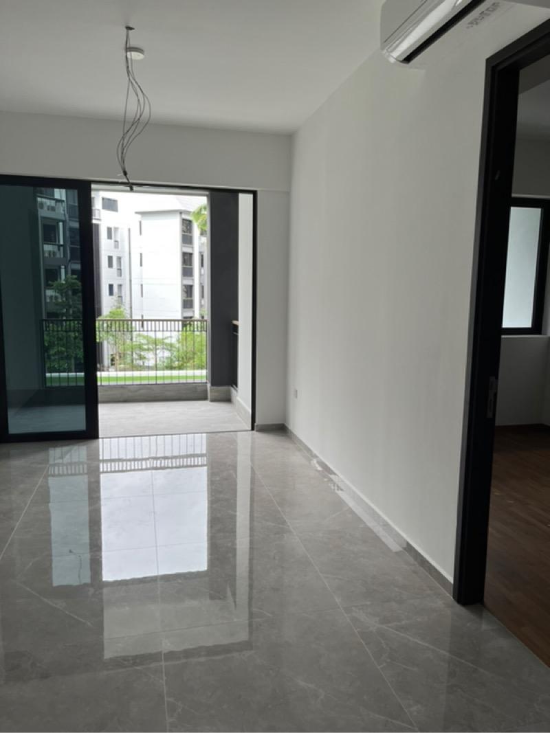 Prop-GPT: Condominium: D21 Upper Bukit Timah Mayfair Gardens