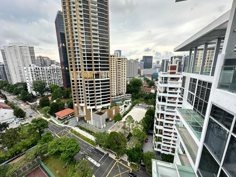 Prop-GPT: Condominium: D09 Cairnhill Suites @ Cairnhill