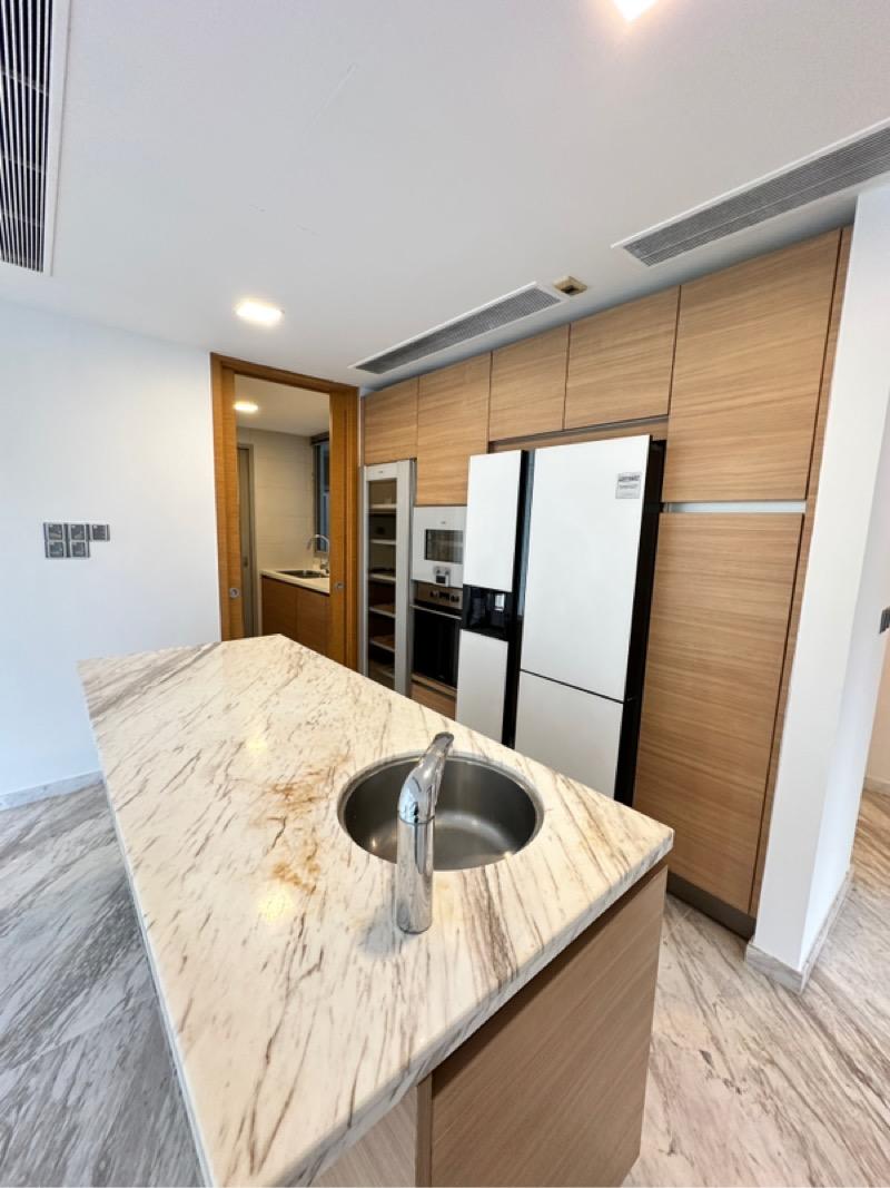 Condominium for Rent, Suites @ Cairnhill Condominium For Rent, $12,000, 4 Bed 4 Bath 3,175 sqft $3.78 psf, SGD 12,000 | Freehold