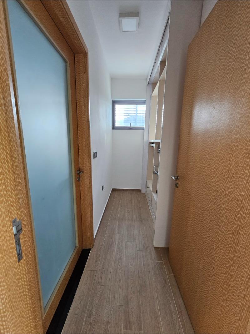 Apartment for Rent, Fernhill Residences Apartment For Rent, $5,799, 2 Bed 2 Bath 1,248 sqft $4.65 psf, SGD 5,799 | Freehold
