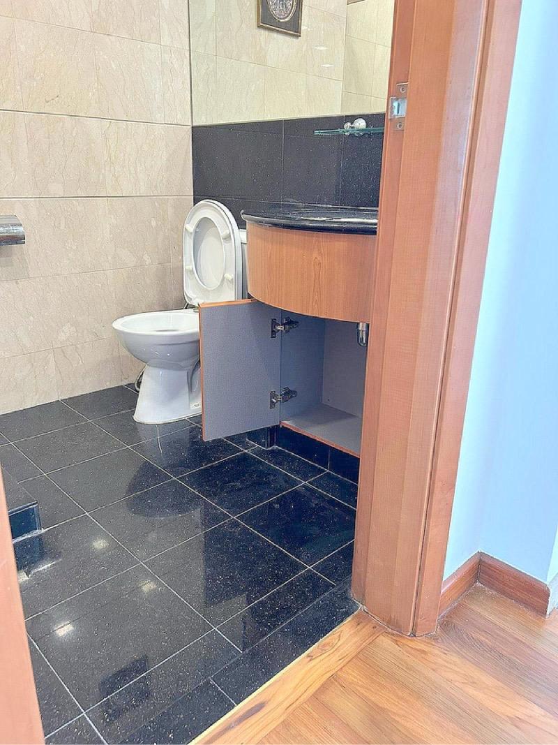 Condominium for Rent, Costa Del Sol Condominium For Rent, $6,200, 3 Bed 3 Bath 1,227 sqft $5.05 psf, SGD 6,200 | 99-year Leasehold