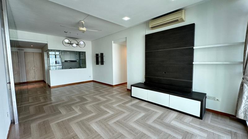 Condominium for Rent, Hillview Regency Condominium For Rent, $4,500, 3 Bed 3 Bath 1,130 sqft $3.98 psf, SGD 4,500 | 99-year Leasehold