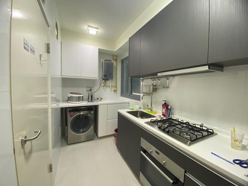 Prop-GPT: HDB Apartment: D18 Pasir Ris Pasir Ris One