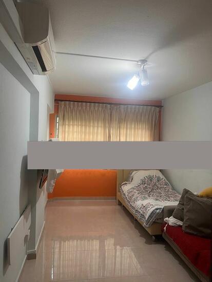 Prop-GPT: HDB Apartment: D23  276 Bangkit Road