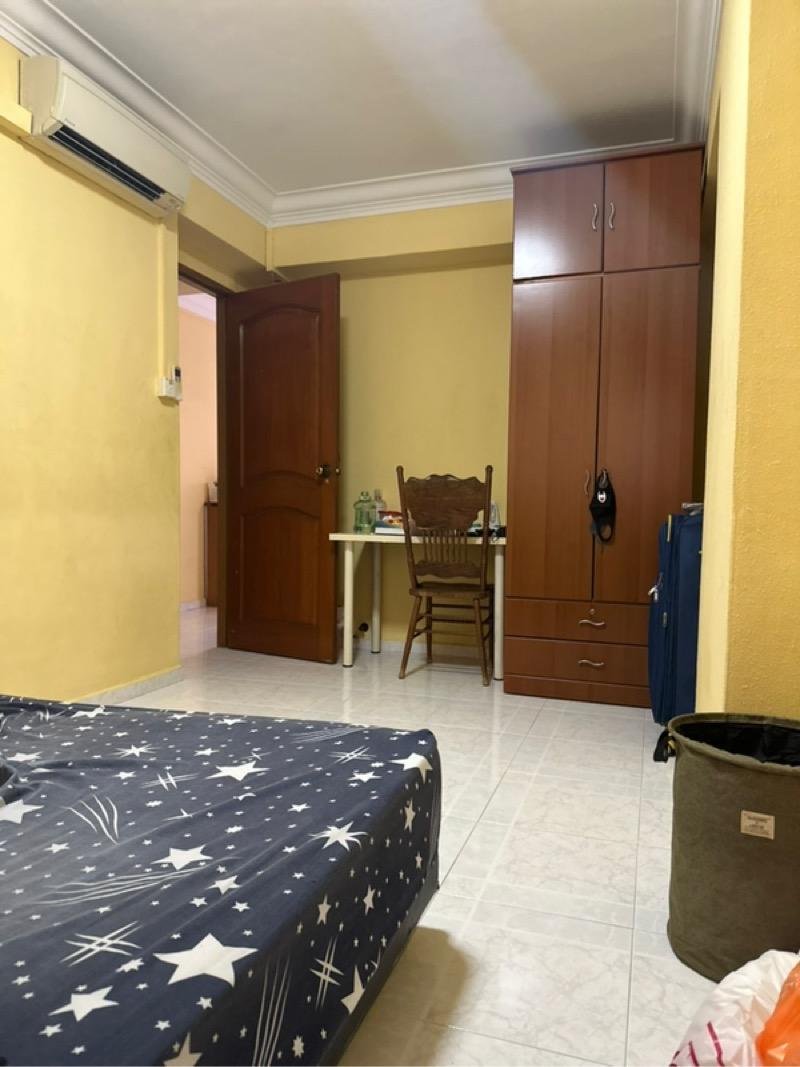 HDB Apartment for Rent, 305 Tampines Street 32 HDB Apartment Room Rental, $850, 1 Bed 1 Bath 1,410 sqft $0.60 psf, SGD 850 | 99-year Leasehold