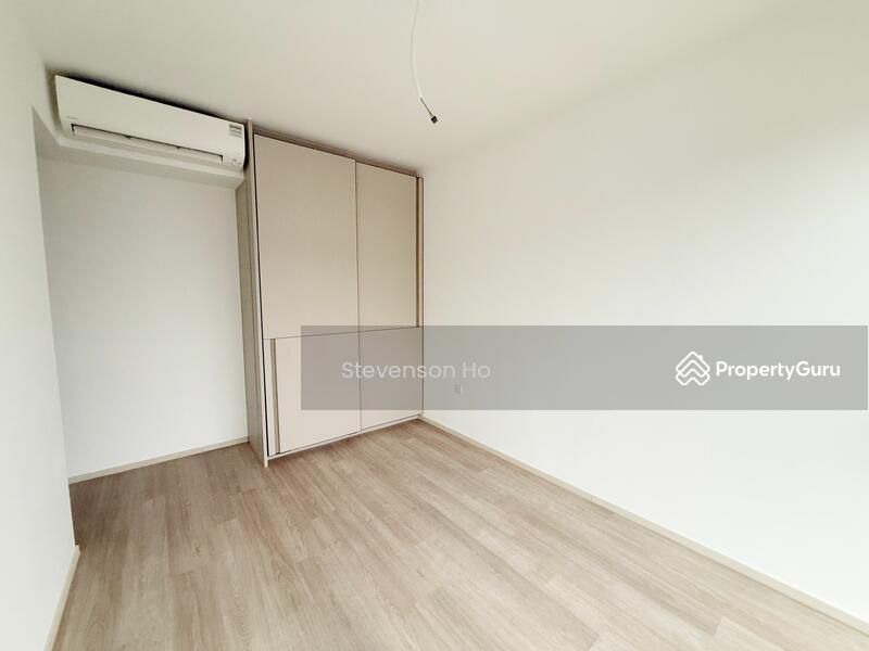 Prop-GPT: Condominium: D27 Yishun The Watergardens at Canberra