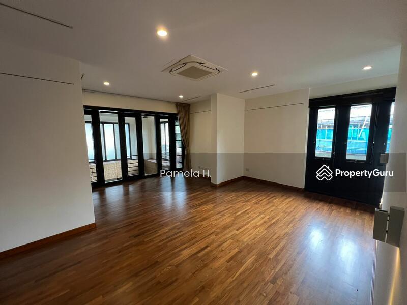 Bungalow - Good Class for Rent, 4 Ensuite Bedroom with Large Garden, Jacuzzi and Pool for rent on Chatsworth Rd, SGD 26,500