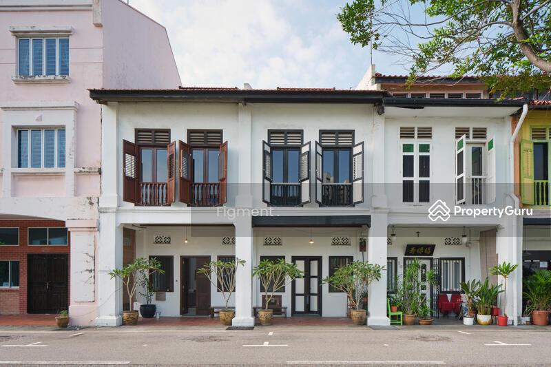 Prop-GPT: Condominium: D02 Chinatown Furnished Studio / 1-BR Apartment House Rental, Serviced Residence Coliving Home For Rent Short Term