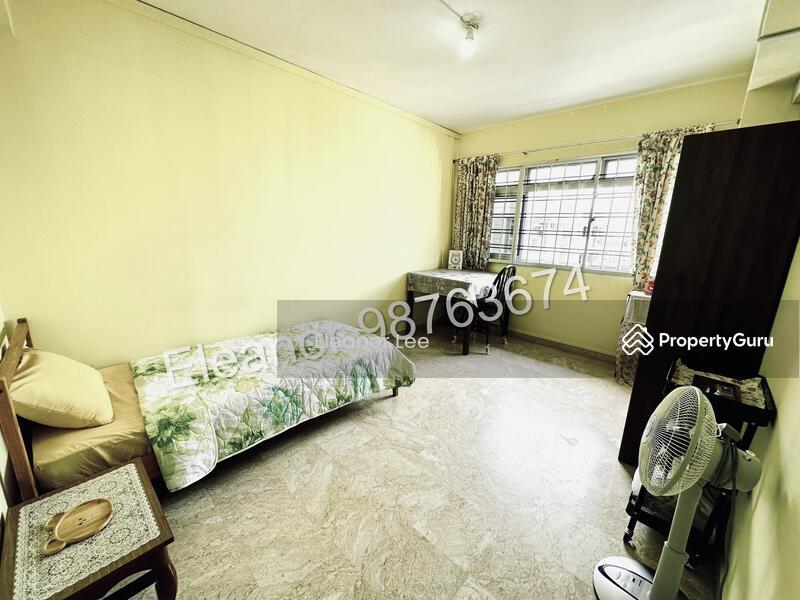 Prop-GPT: HDB Flat: D16  94E Bedok North Avenue 4