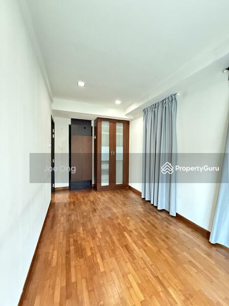Corner Terrace for Rent: D27, 786465