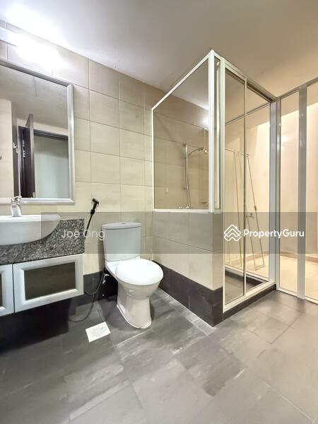 Corner Terrace for Rent: D27, 786465
