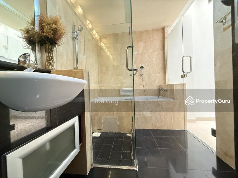 Corner Terrace for Rent: D27, 786465
