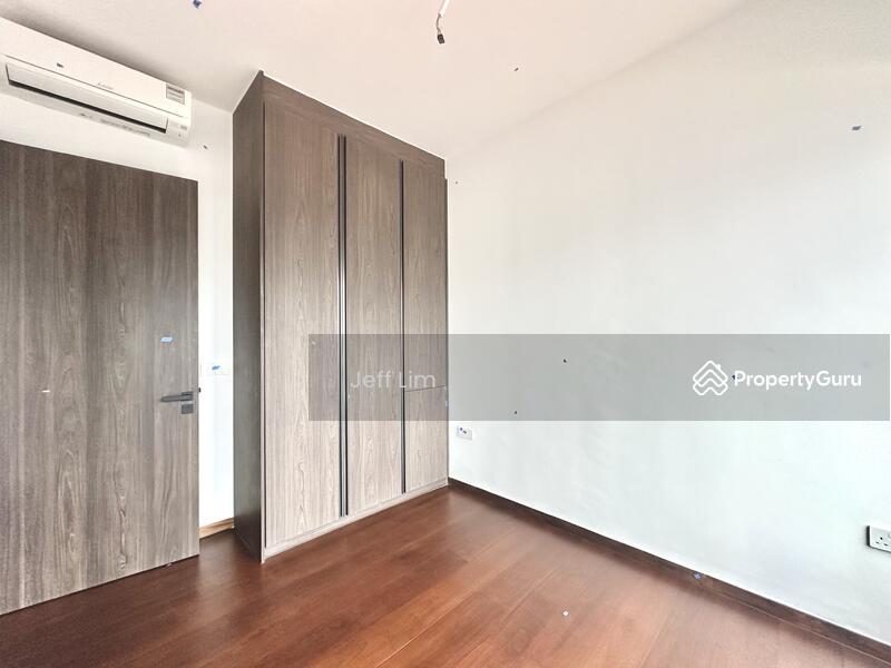 Prop-GPT: Condominium: D07  Midtown Modern