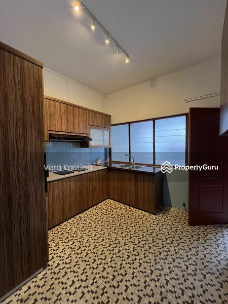 Terrace for Rent, People's Garden, SGD 5,500 | 999-year lease