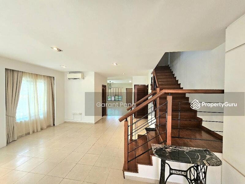 Prop-GPT: Corner Terrace: D20  Jupiter Road