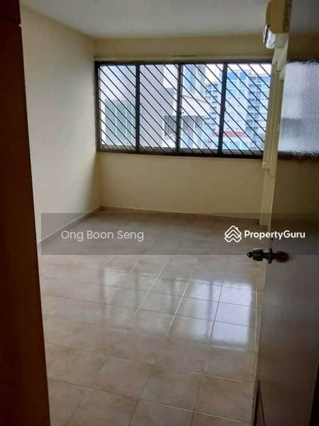 HDB Flat for Rent, 832 Yishun Street 81, SGD 3,499 | 99-year lease