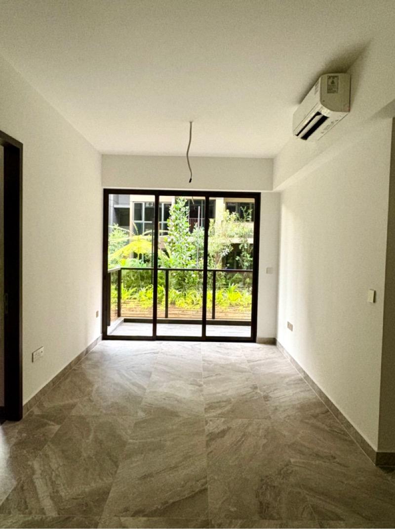 Prop-GPT: Condominium: D27 Yishun The Commodore