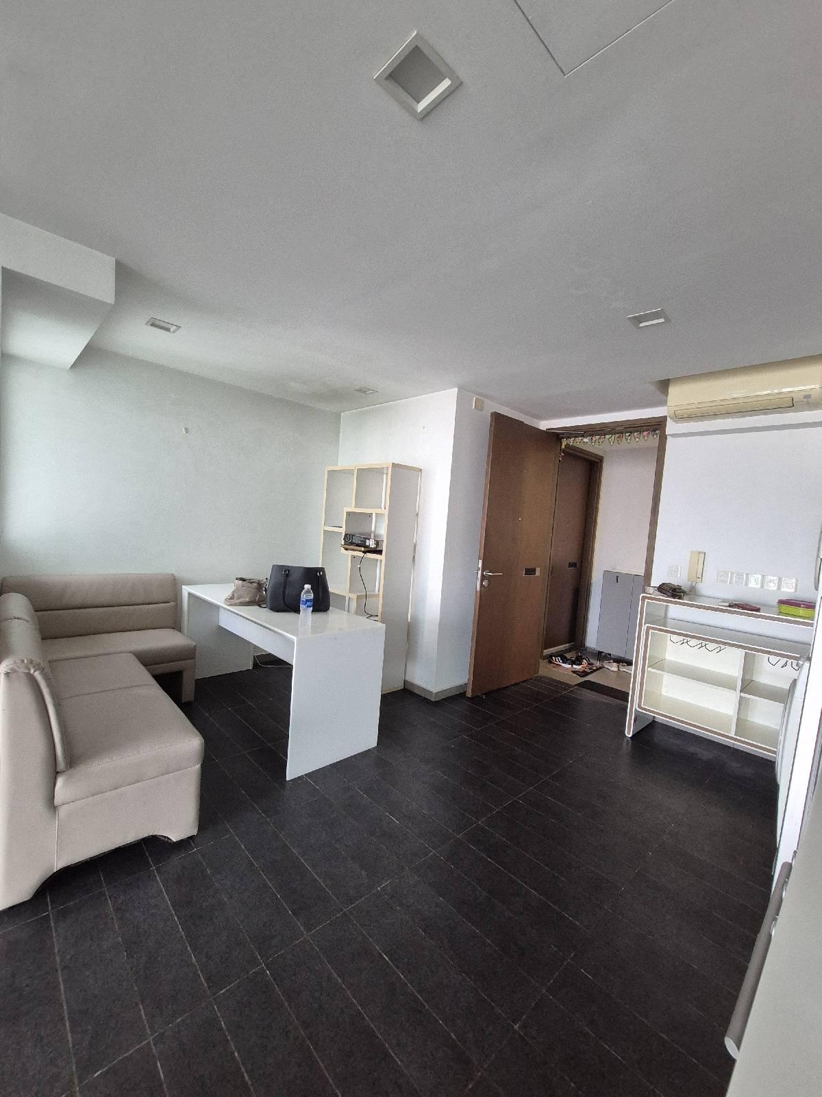 The Minton Condominium For Rent, $3,400, 1 Bed 1 Bath 624 sqft $5.45 psf