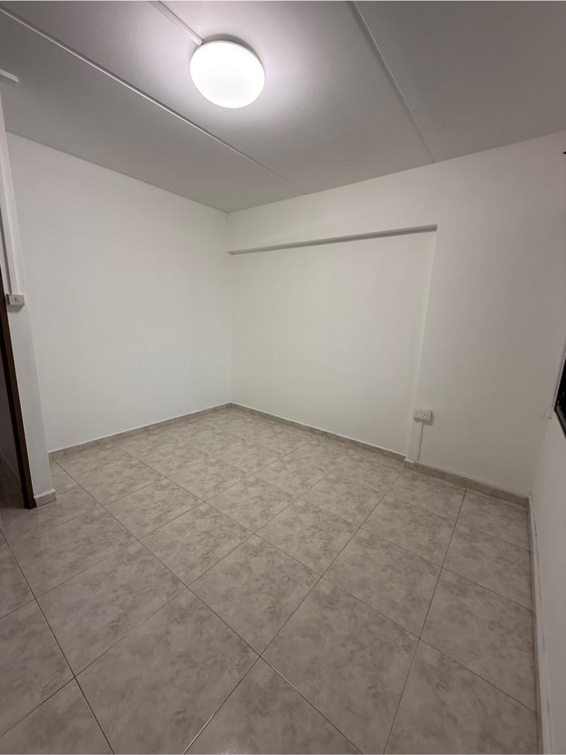 HDB Apartment for Rent, SUPER CHEAP ROOM RENTAL AT HOUGANG HDB Apartment Room Rental, $1,000, 1 Bed 1 Bath 269 sqft $3.72 ps, SGD 1,000 | 99-year Leasehold