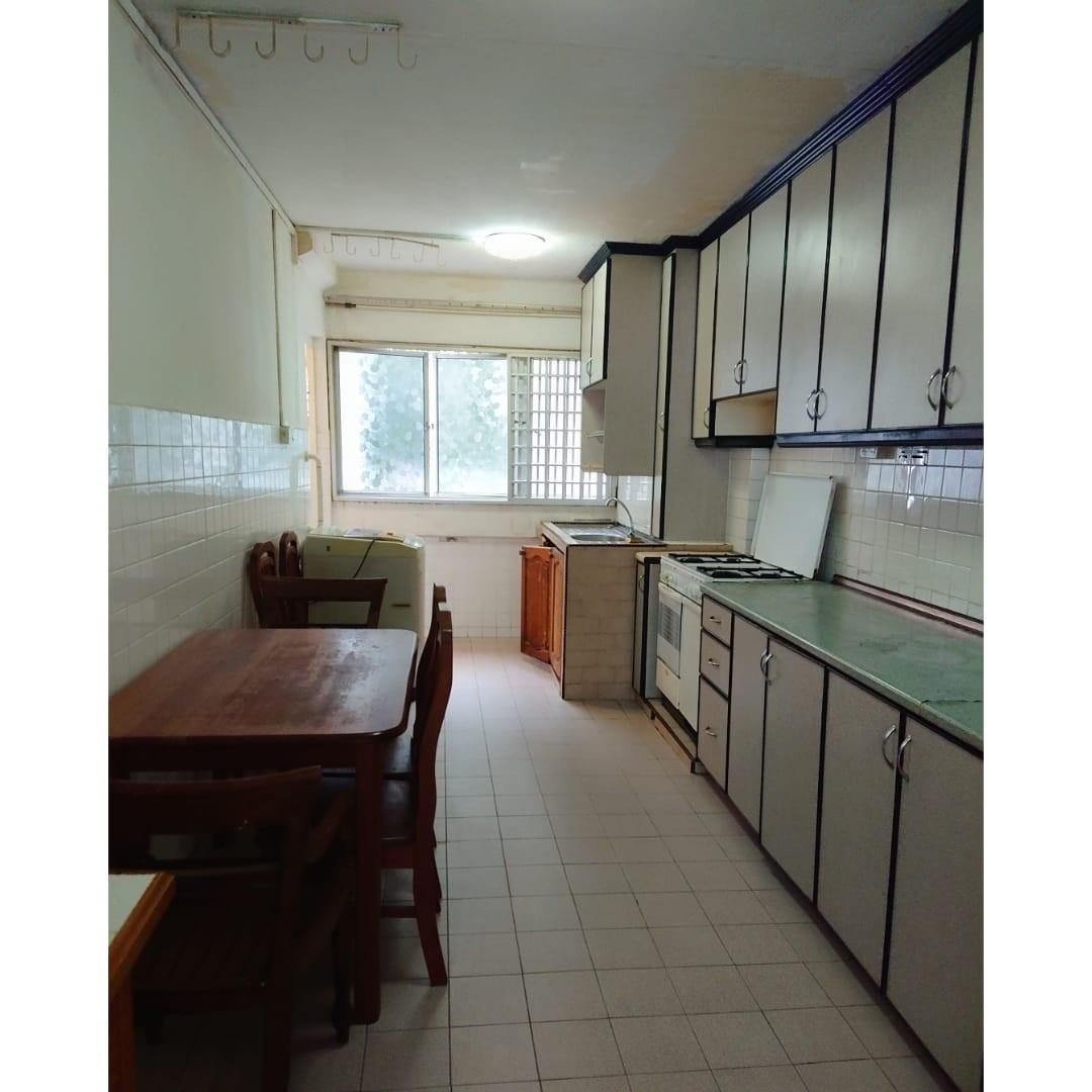 HDB Apartment for Rent: D18, 520421