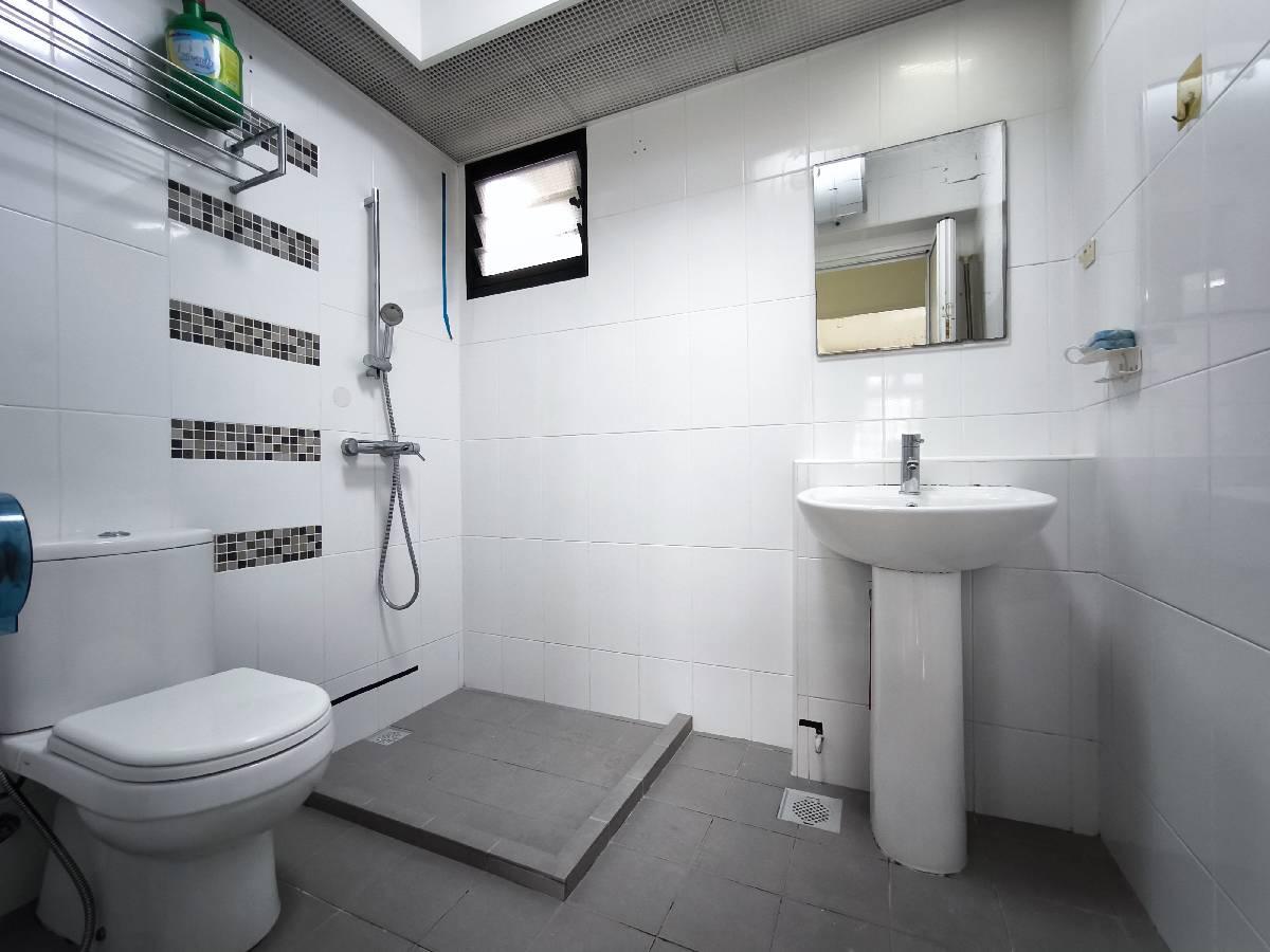 HDB Apartment for Rent: D23, 672546