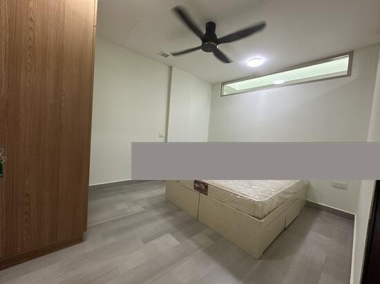 Picardy Gardens Semi-Detached House For Rent, $5,000, 4 Bed 2 Bath 2,000 sqft $2.50 psf