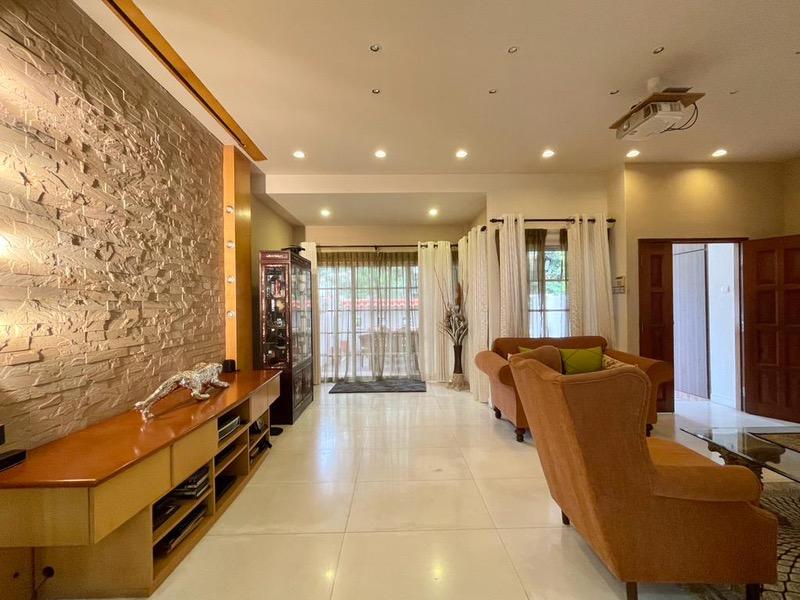 Tai Hwan Garden Terraced House For Rent, $7,000, 4 Bed 3 Bath 2,512 sqft $3.79 psf