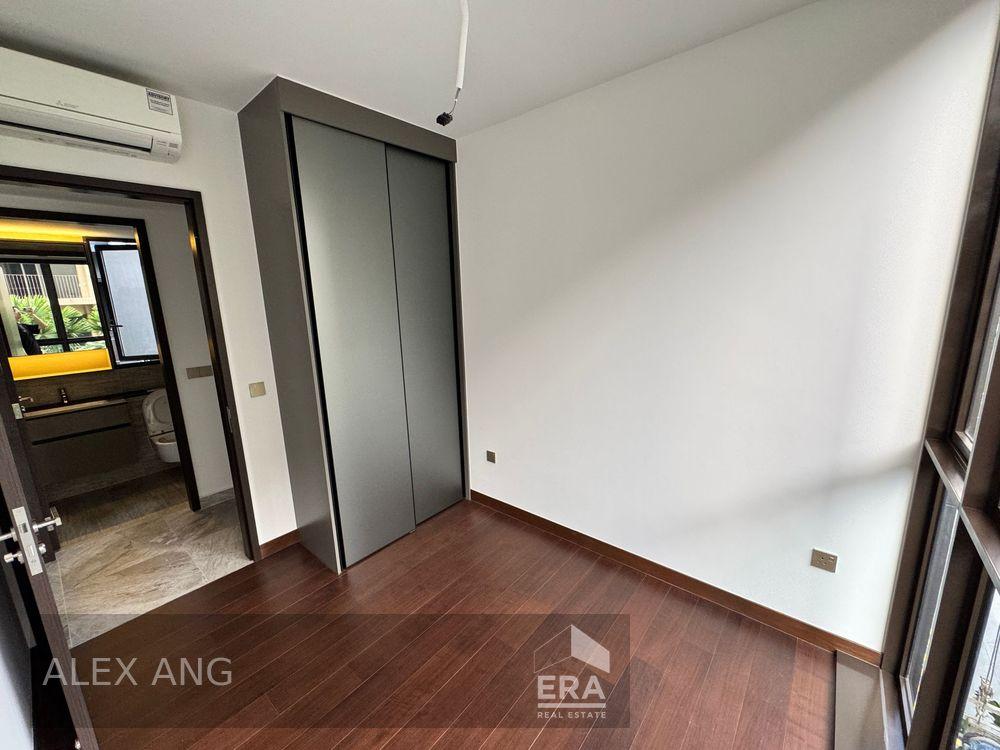 Condominium for Rent, Canberra Drive The Commodore, SGD 5,000 | Leasehold 99