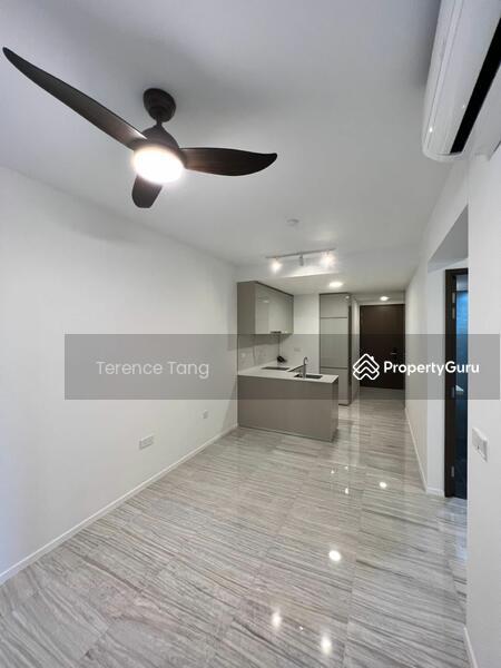 Prop-GPT: Condominium: D14  Parc Esta