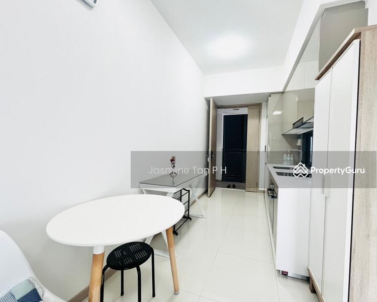 Condominium for Rent, J Gateway, SGD 3,400 | 99-year lease