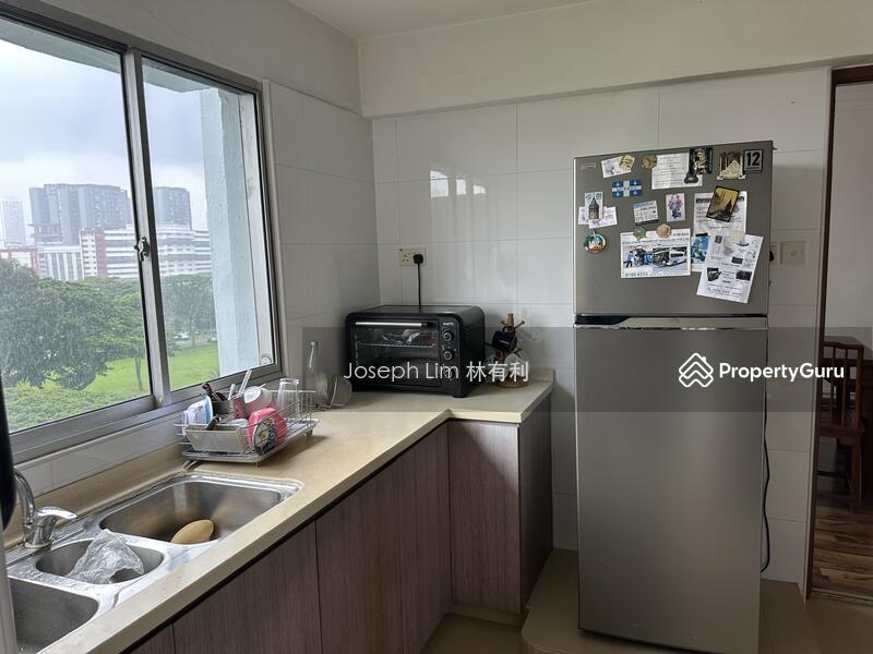 Apartment for Rent, Lakeview Estate, SGD 4,500 | 99-year lease