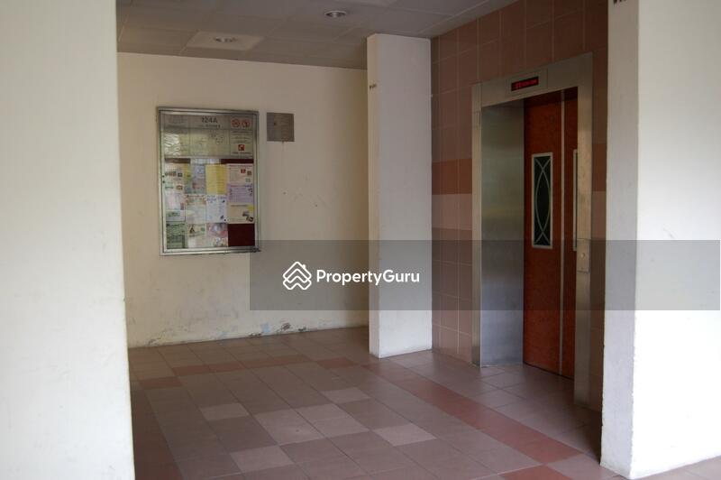 HDB Flat for Rent, 124A Rivervale Drive, SGD 800 | 99-year lease