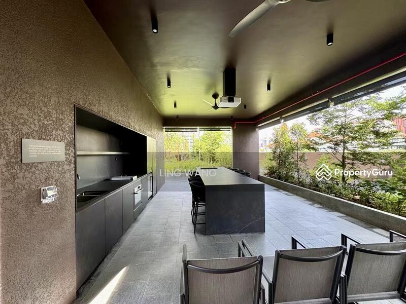 Condominium for Rent: D07, 188105