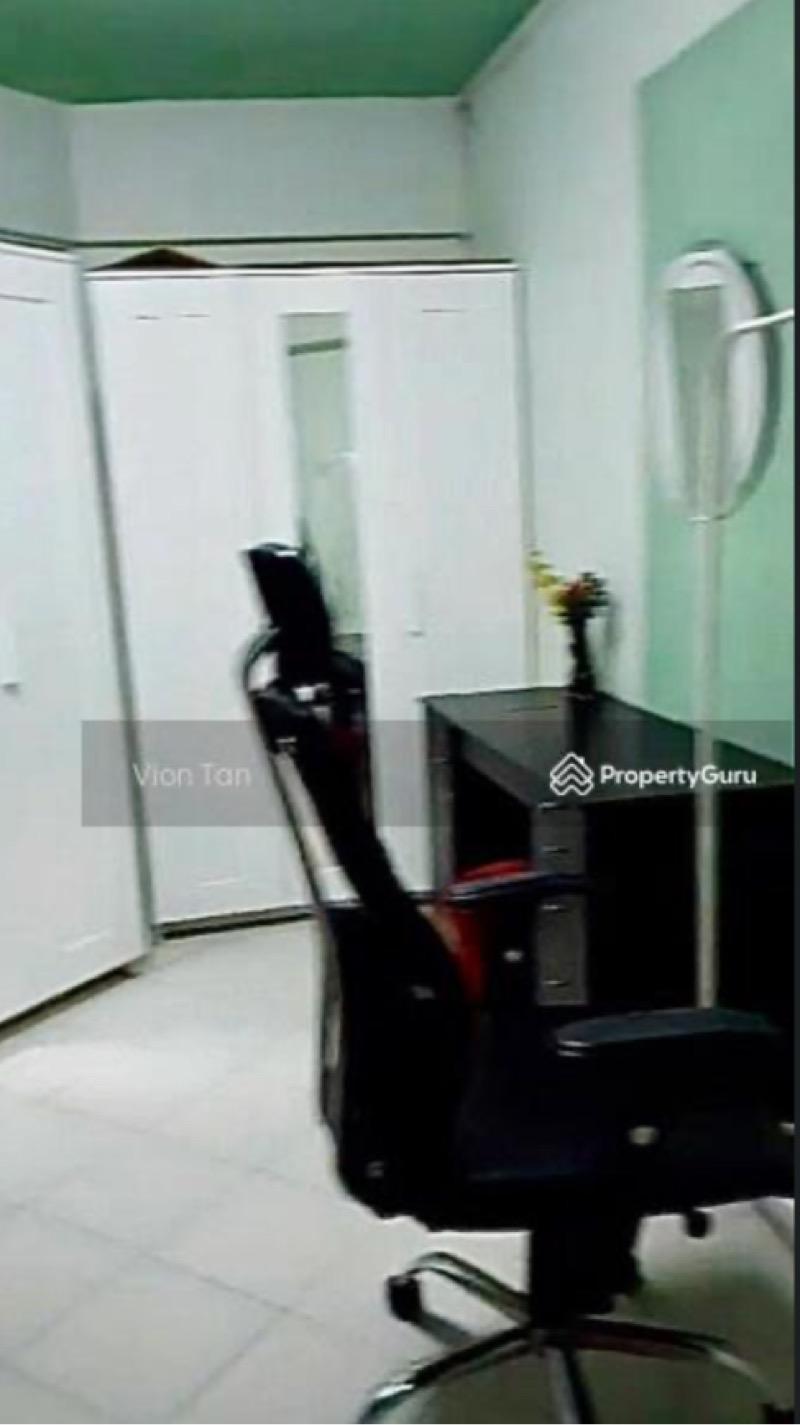 HDB Apartment for Rent, Common Room for RENT at Blk 309 Shunfu Road HDB Apartment Room Rental, $1,200, 1 Bed 1 Bath 129 sqft, SGD 1,200 | 99-year Leasehold