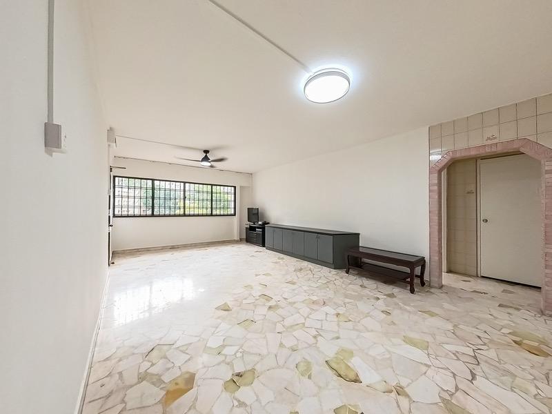 129 Lorong Ah Soo HDB Apartment For Rent, $3,500, 3 Bed 2 Bath 1,130 sqft $3.10 psf