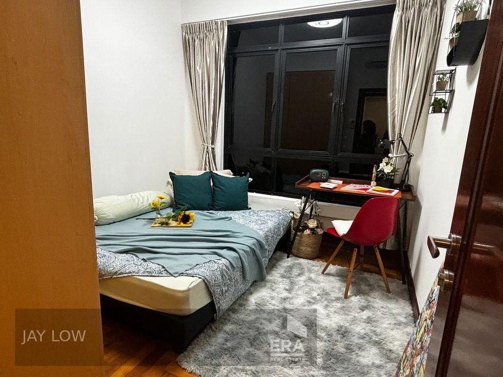 Prop-GPT: Condominium:   Simei Street 3 Eastpoint Green For Rent