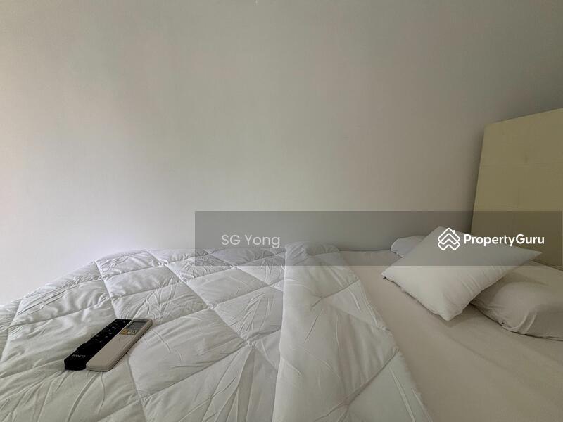 Prop-GPT: Condominium: D21  Symphony Heights