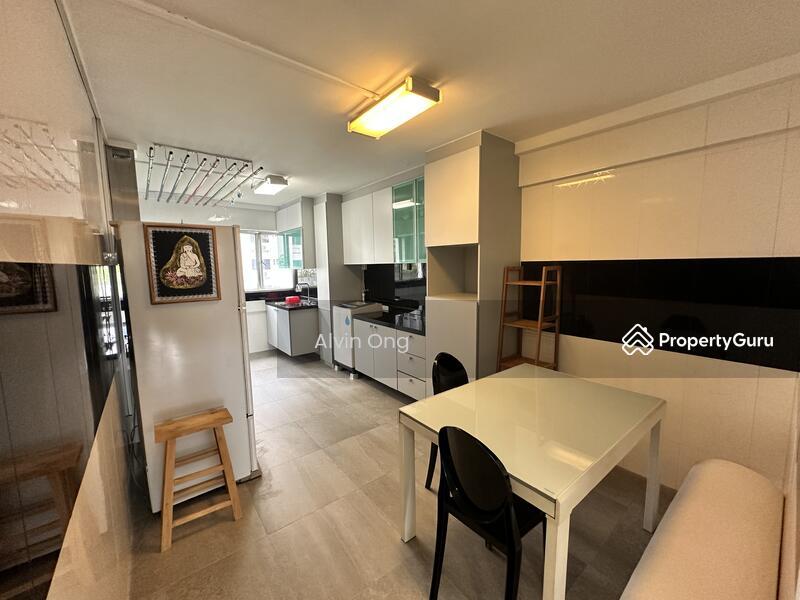 HDB Flat for Rent, 712 Yishun Avenue 5, SGD 3,200 | 99-year lease
