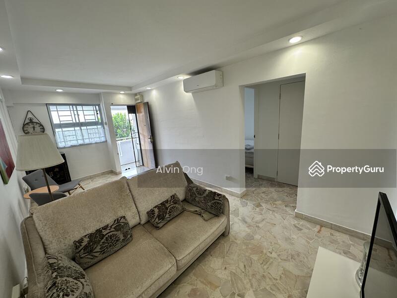 HDB Flat for Rent, 712 Yishun Avenue 5, SGD 3,200 | 99-year lease