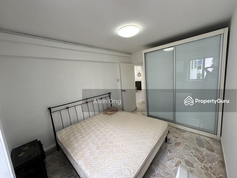 HDB Flat for Rent, 712 Yishun Avenue 5, SGD 3,200 | 99-year lease